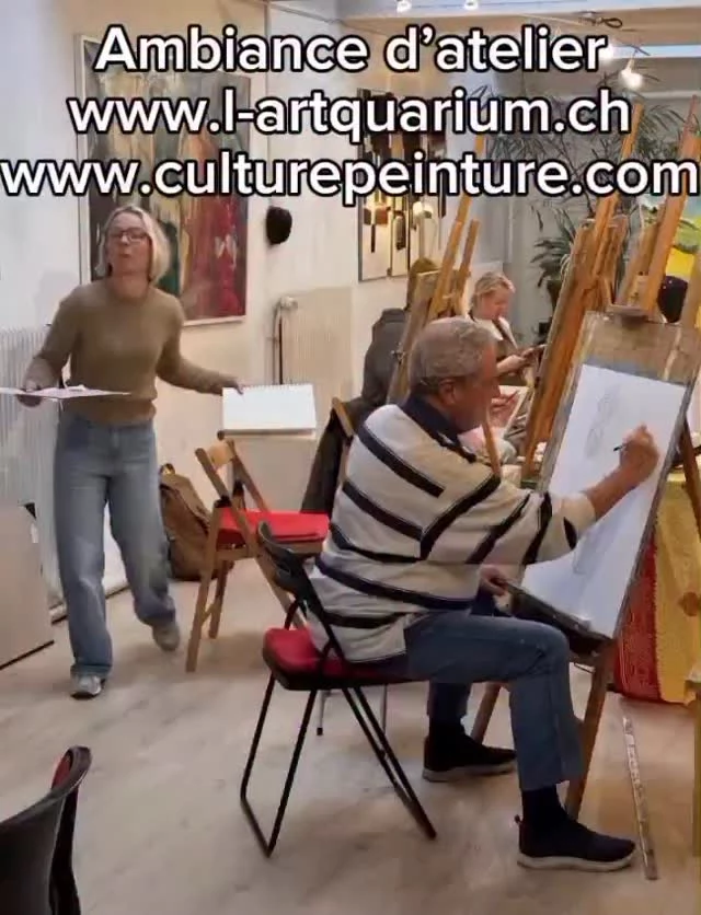 Ambiance d’atelier et travaux d’élèves.