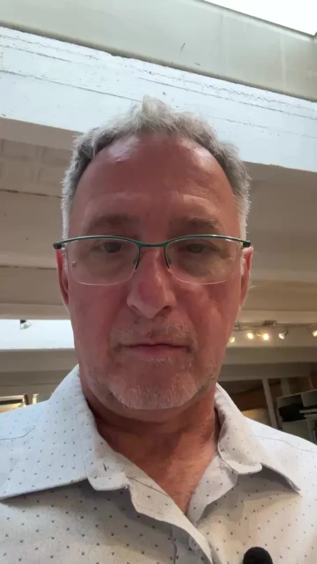 Savez-vous pourquoi un peintre aussi important que Nicolas de Staël est resté pendant 4h devant un tableau de Cézanne ?
#cezanne #peinture #culturepeinture #histoiredelart