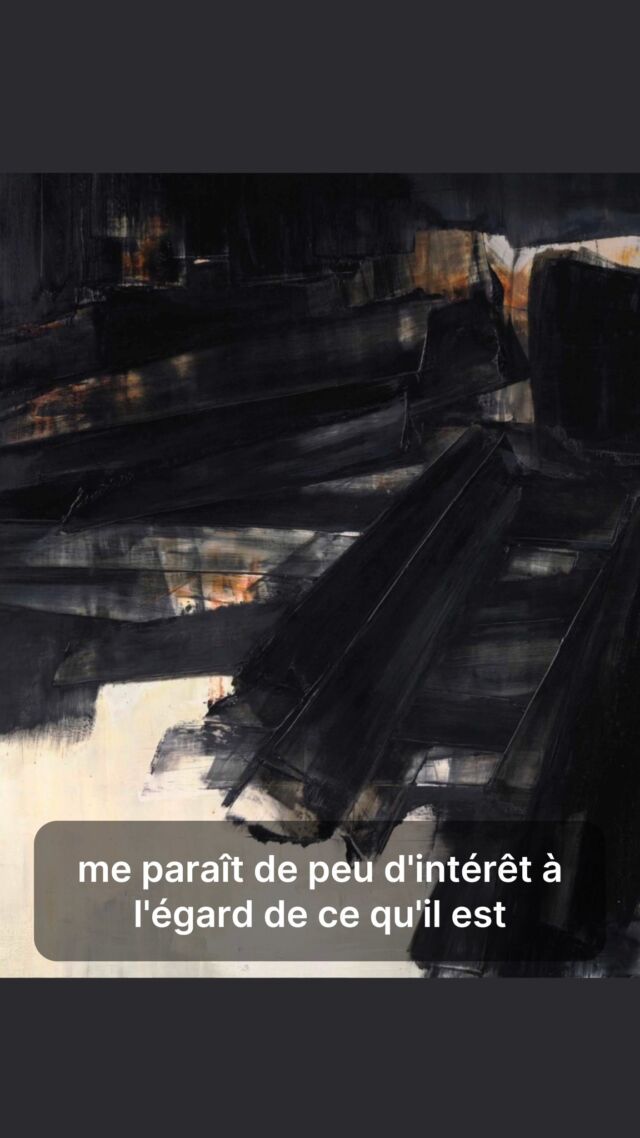 An unexpected streak in the black paste, a reflection that captures the light differently... and everything changes. The work is no longer fabricated; it reveals itself. The painting leaves its creator to exist on its own, imposing its own evidence, its own light. It is the birth of a presence.#pierresoulages #pointdebascule #gestecreatif #lumiereetmatiere #outrenoir